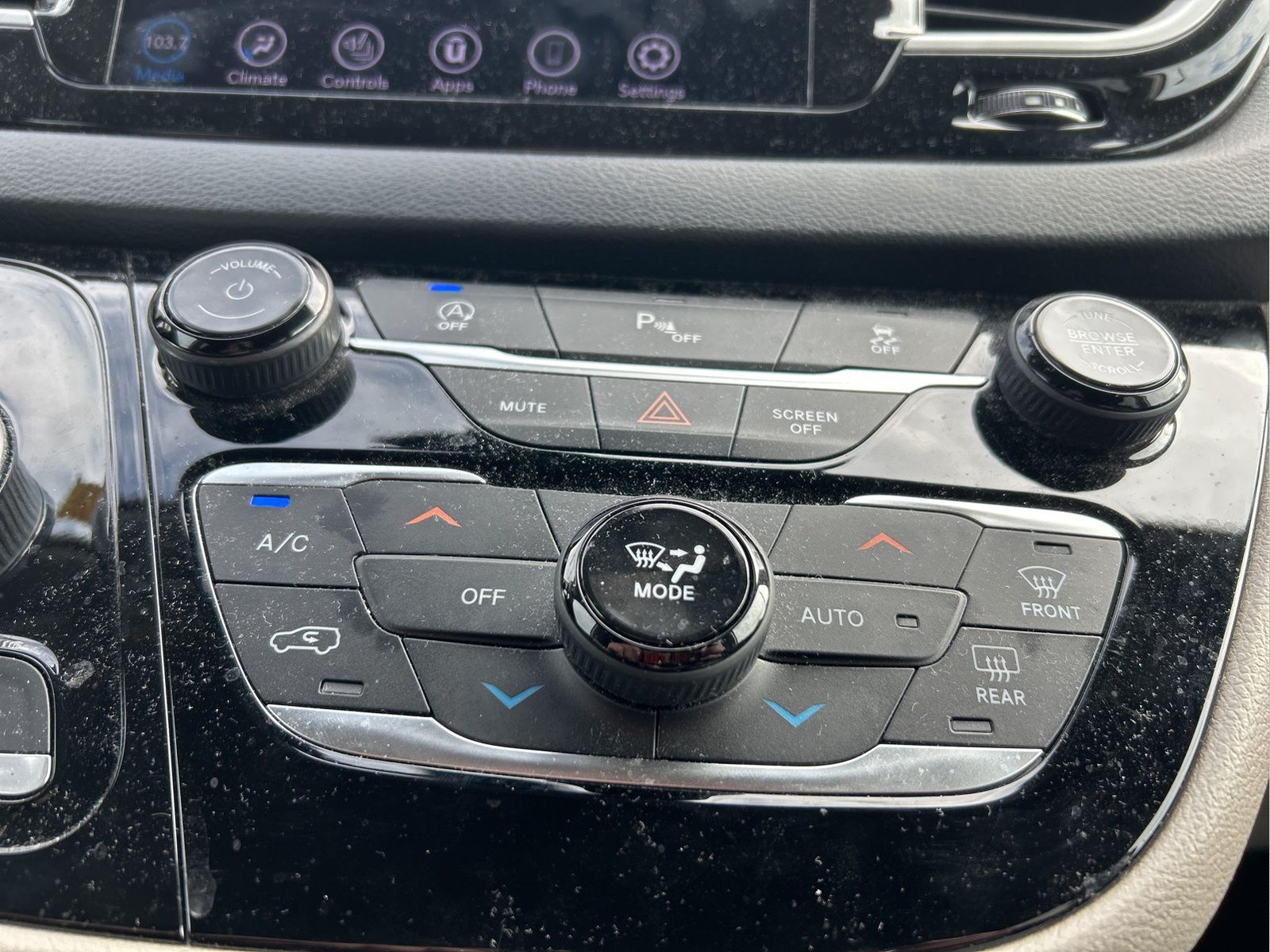 2020 Chrysler Pacifica Touring L