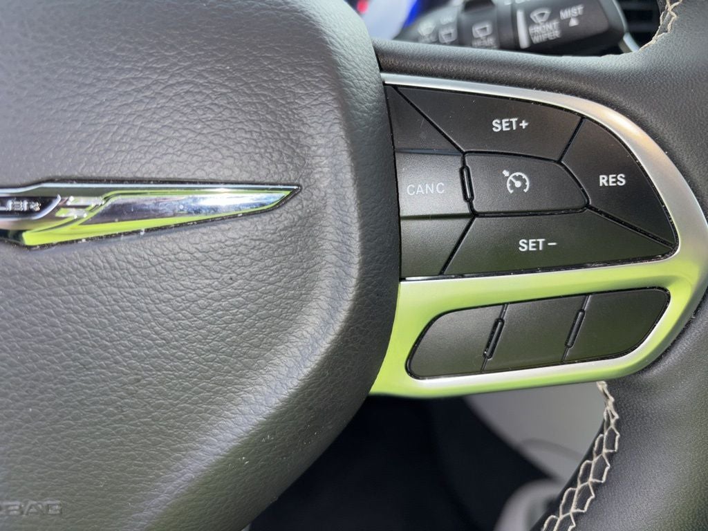 2024 Chrysler Voyager LX