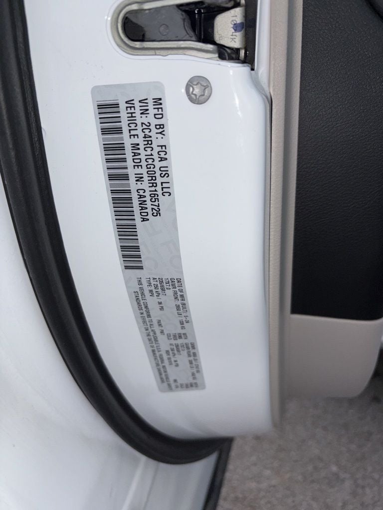 2024 Chrysler Voyager LX