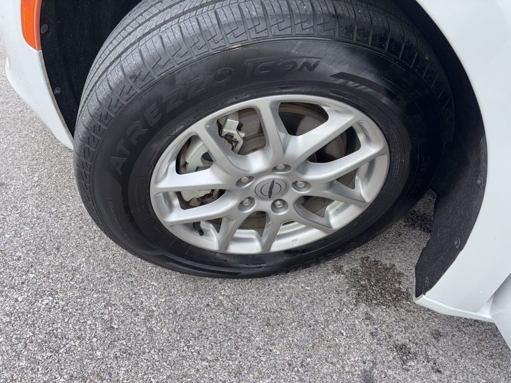 2024 Chrysler Voyager LX