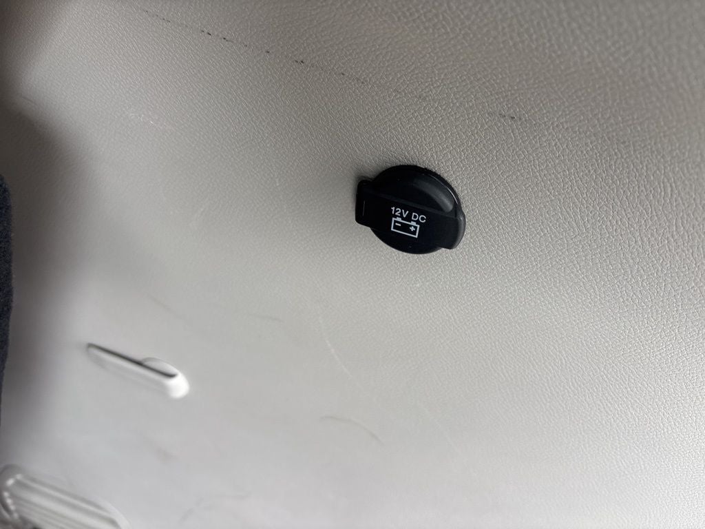 2023 Chrysler Voyager LX CPO