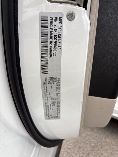 2023 Chrysler Voyager LX CPO