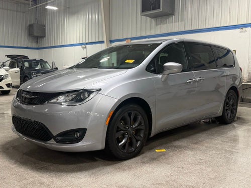 2018 Chrysler Pacifica Touring Plus