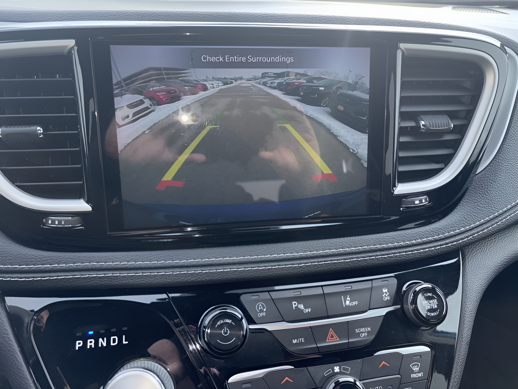 2021 Chrysler Pacifica Touring