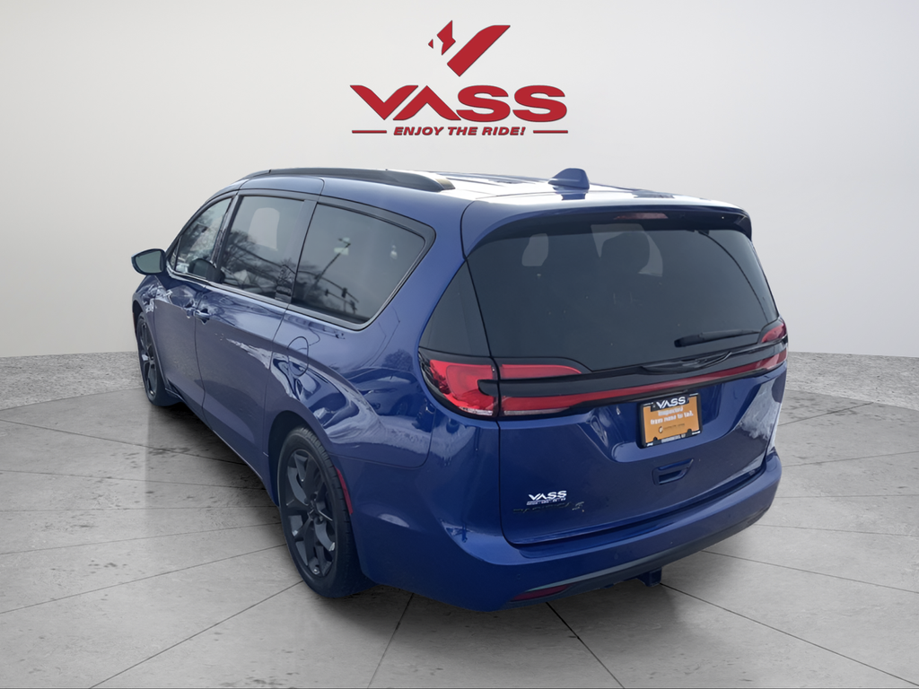 2021 Chrysler Pacifica Touring