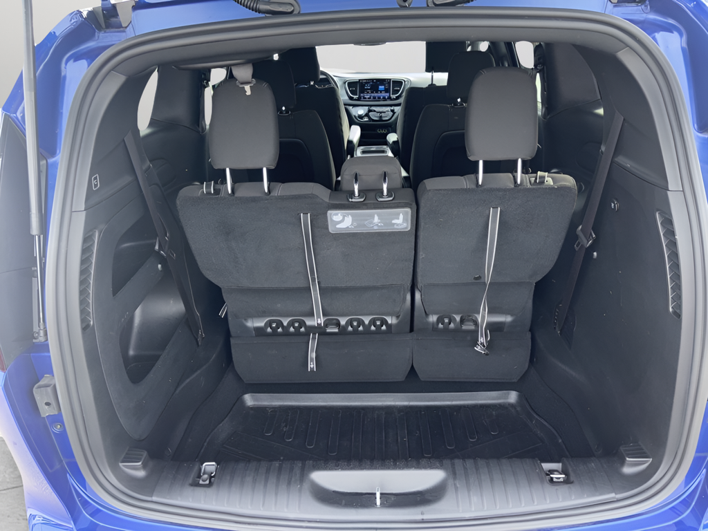 2021 Chrysler Pacifica Touring