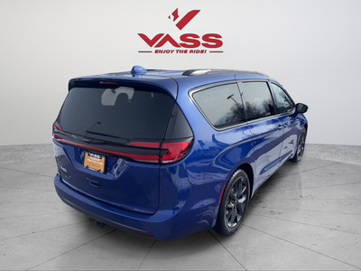 2021 Chrysler Pacifica Touring