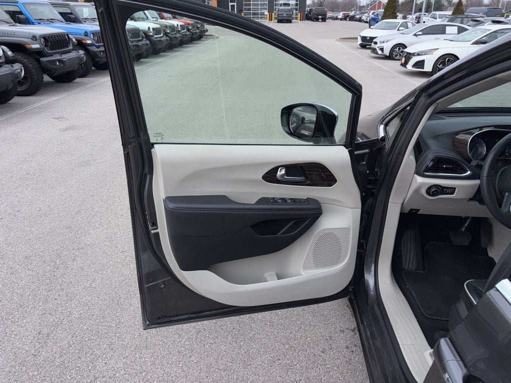 2023 Chrysler Pacifica Limited