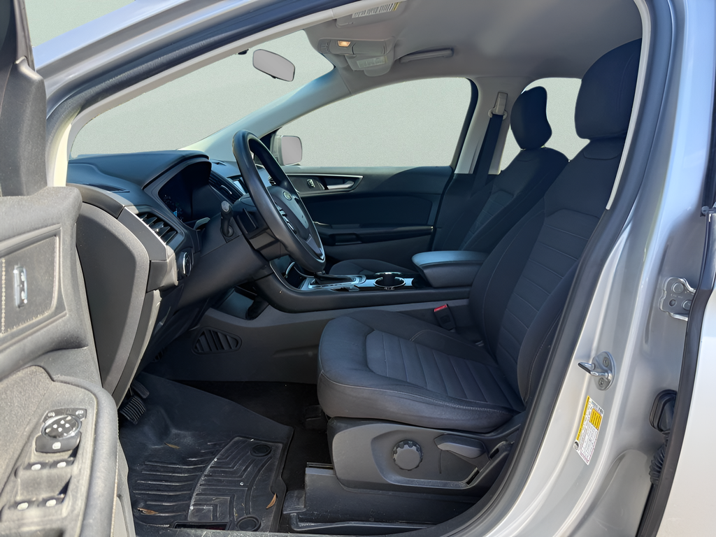 2015 Ford Edge SE