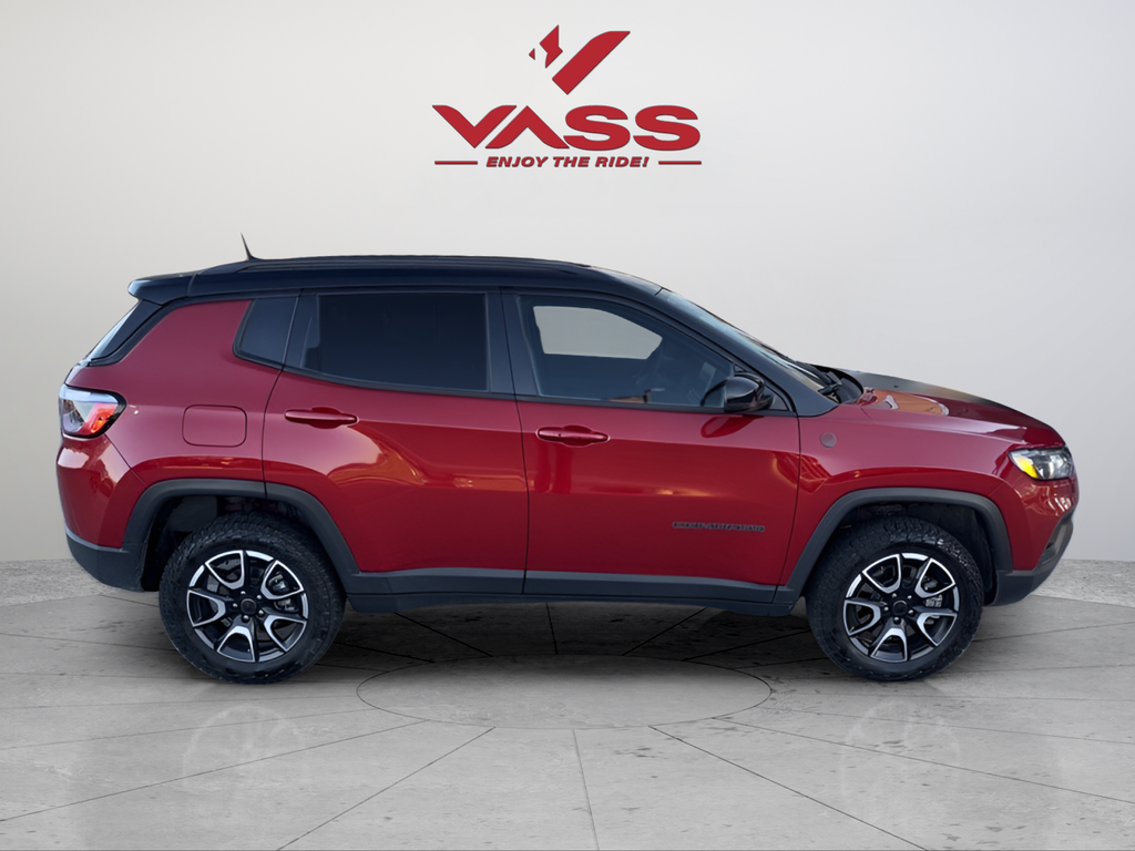 2025 Jeep Compass Trailhawk