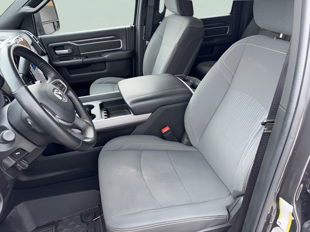 2024 RAM 3500 Big Horn CPO