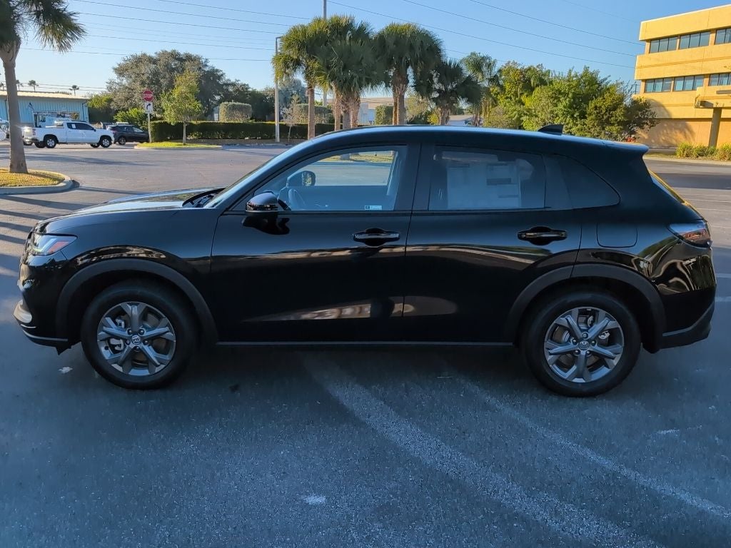 2026 Honda HR-V LX