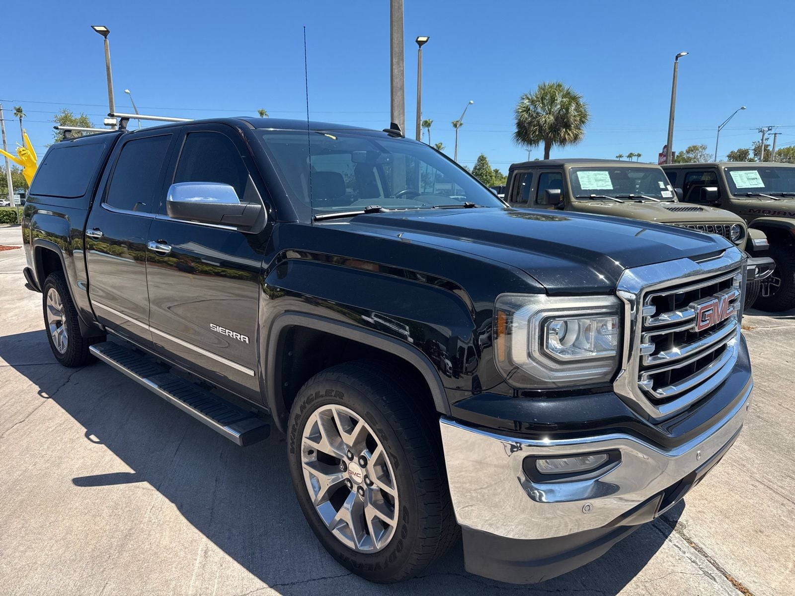 2017 GMC Sierra 1500 SLT