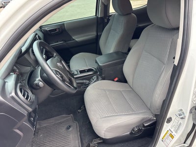 2022 Toyota Tacoma SR V6