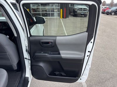 2022 Toyota Tacoma SR V6