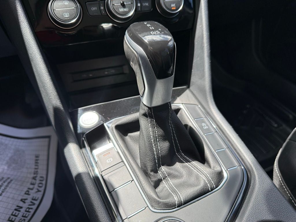 2023 Volkswagen Taos 1.5T SEL