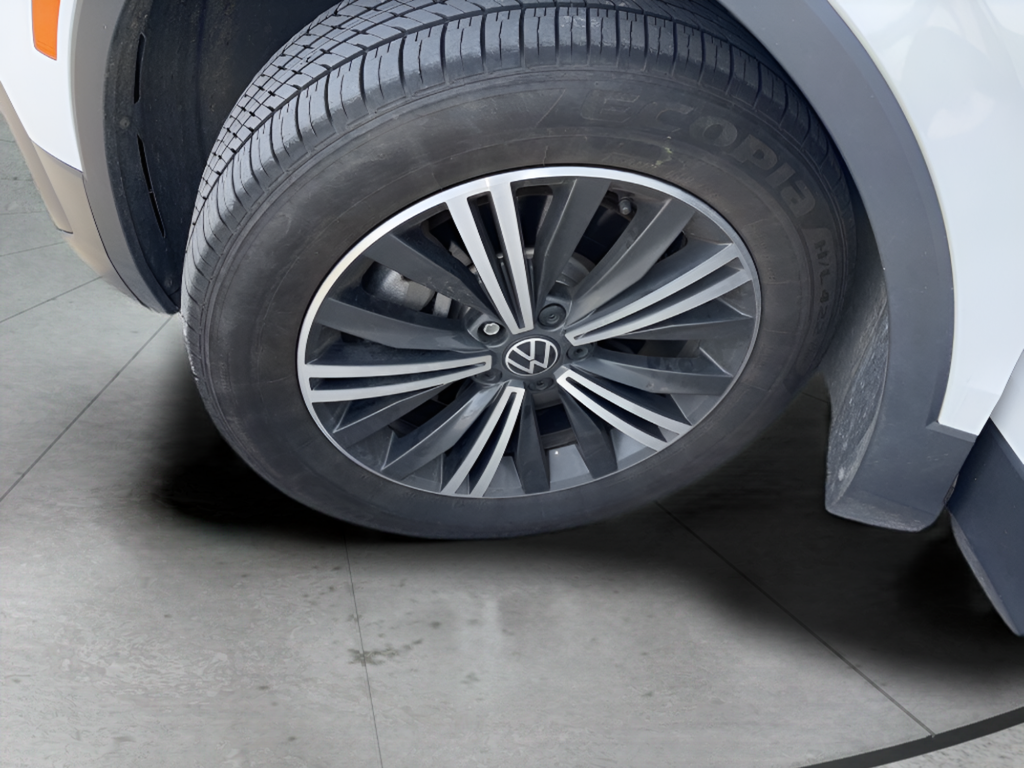 2024 Volkswagen Tiguan 2.0T Wolfsburg Edition