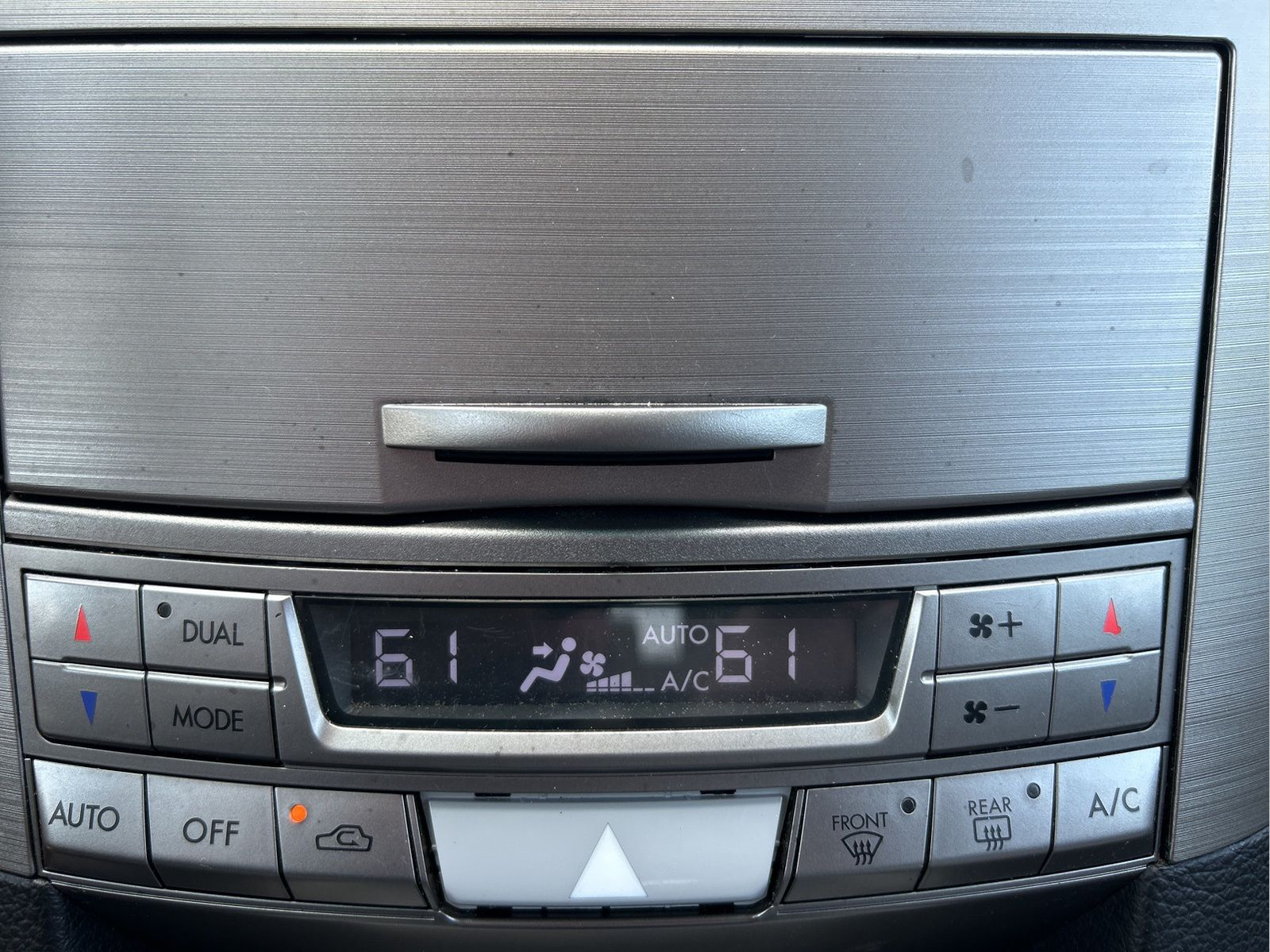 2011 Subaru Outback 3.6R Limited