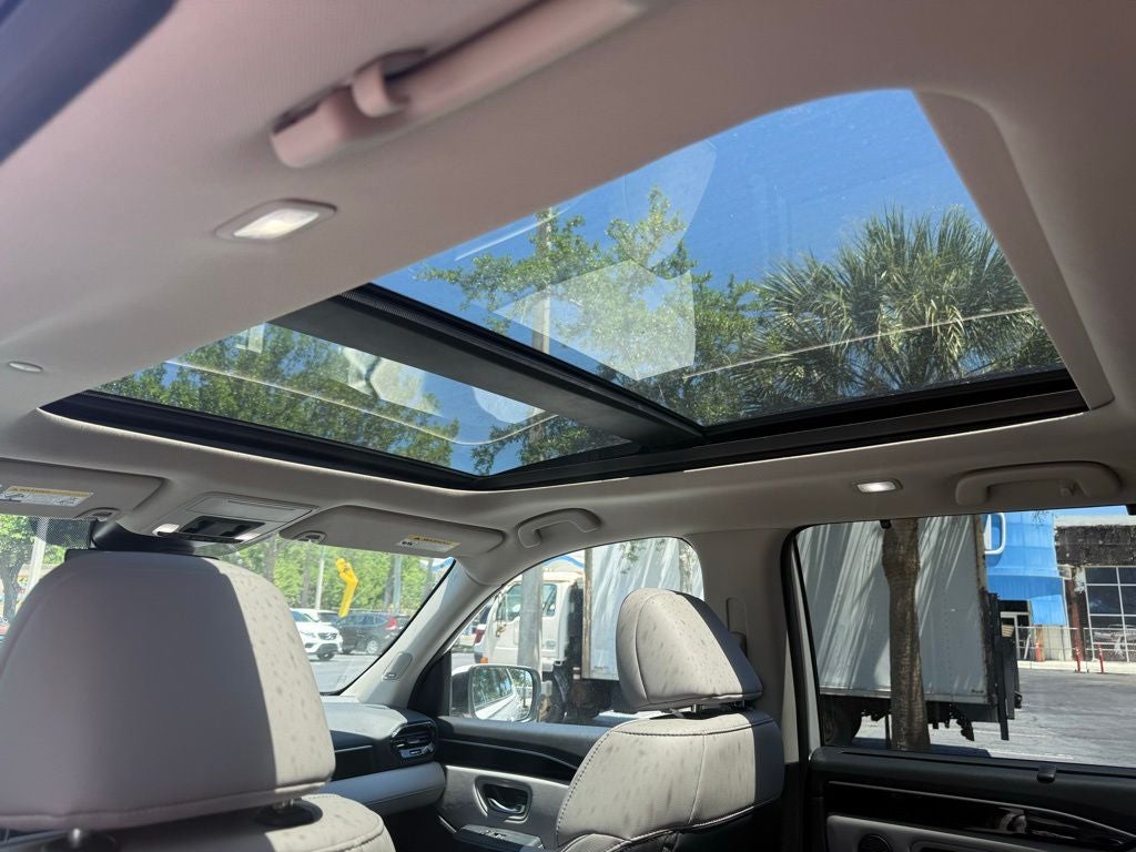 2023 Honda Pilot Touring