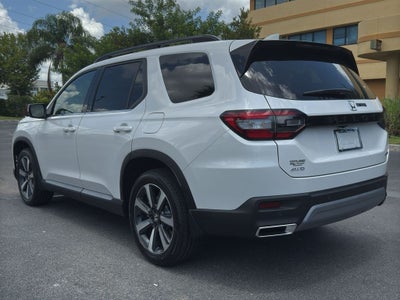 2025 Honda Pilot Touring