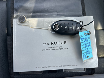 2022 Nissan Rogue SL