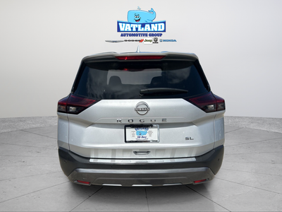 2022 Nissan Rogue SL