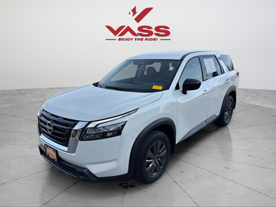 2024 Nissan Pathfinder S CPO