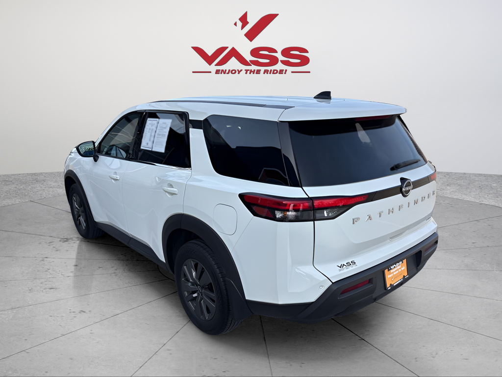 2024 Nissan Pathfinder S CPO