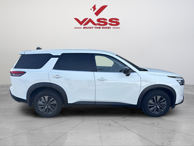 2024 Nissan Pathfinder S CPO