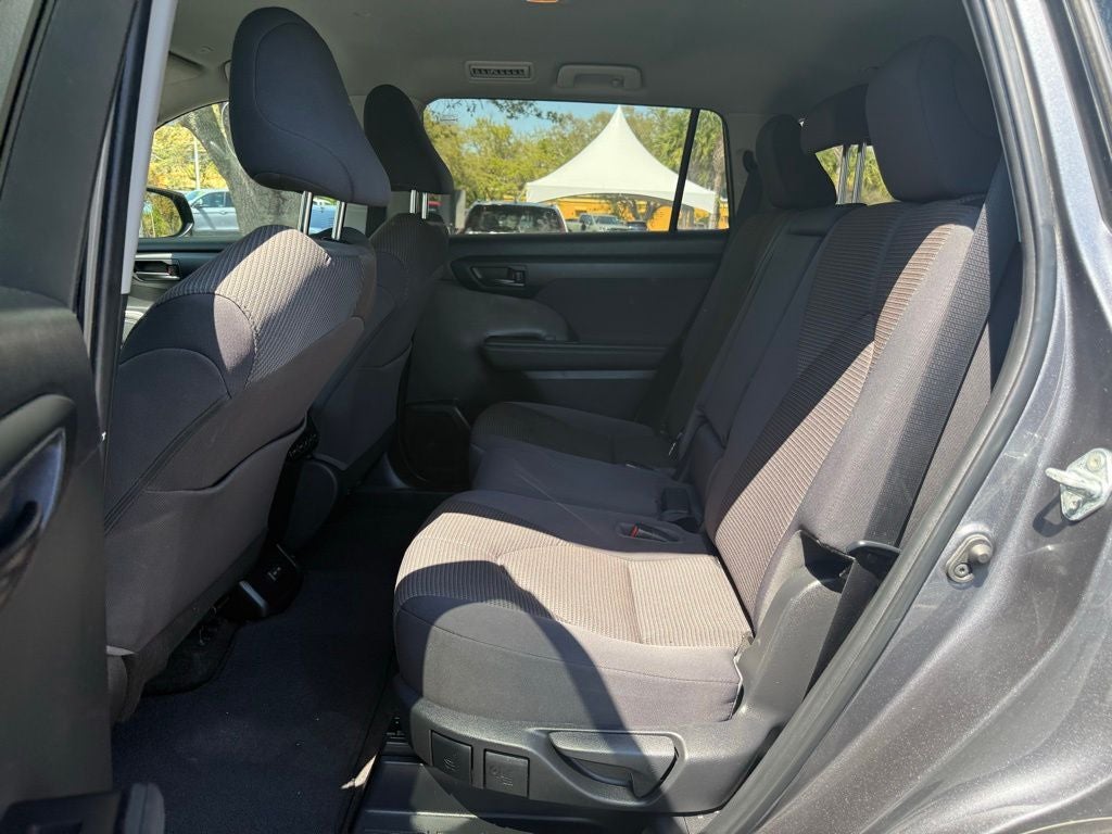 2023 Toyota Highlander L