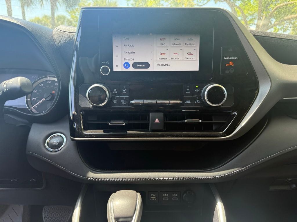 2023 Toyota Highlander L