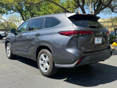 2023 Toyota Highlander L