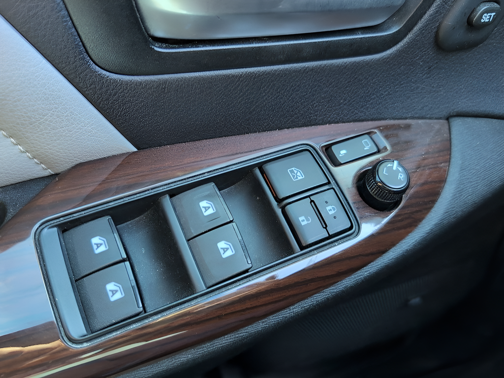 2017 Toyota Sienna Limited Premium 7 Passenger