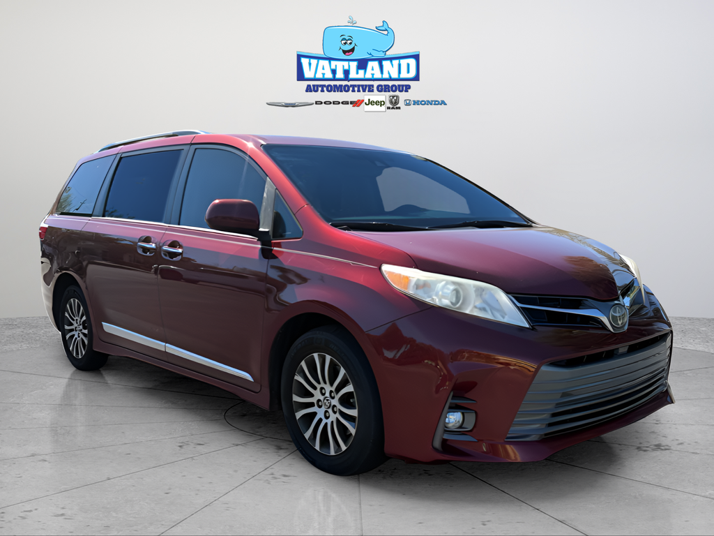 2018 Toyota Sienna L 7 Passenger