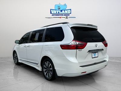 2020 Toyota Sienna Limited Premium