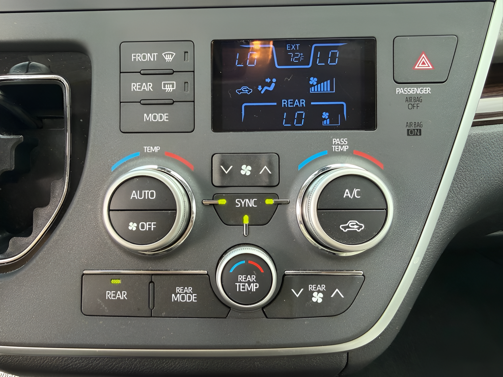 2020 Toyota Sienna Limited Premium