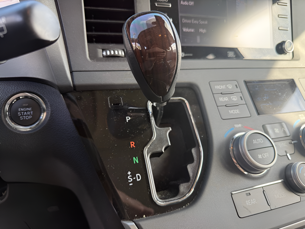 2020 Toyota Sienna Limited Premium