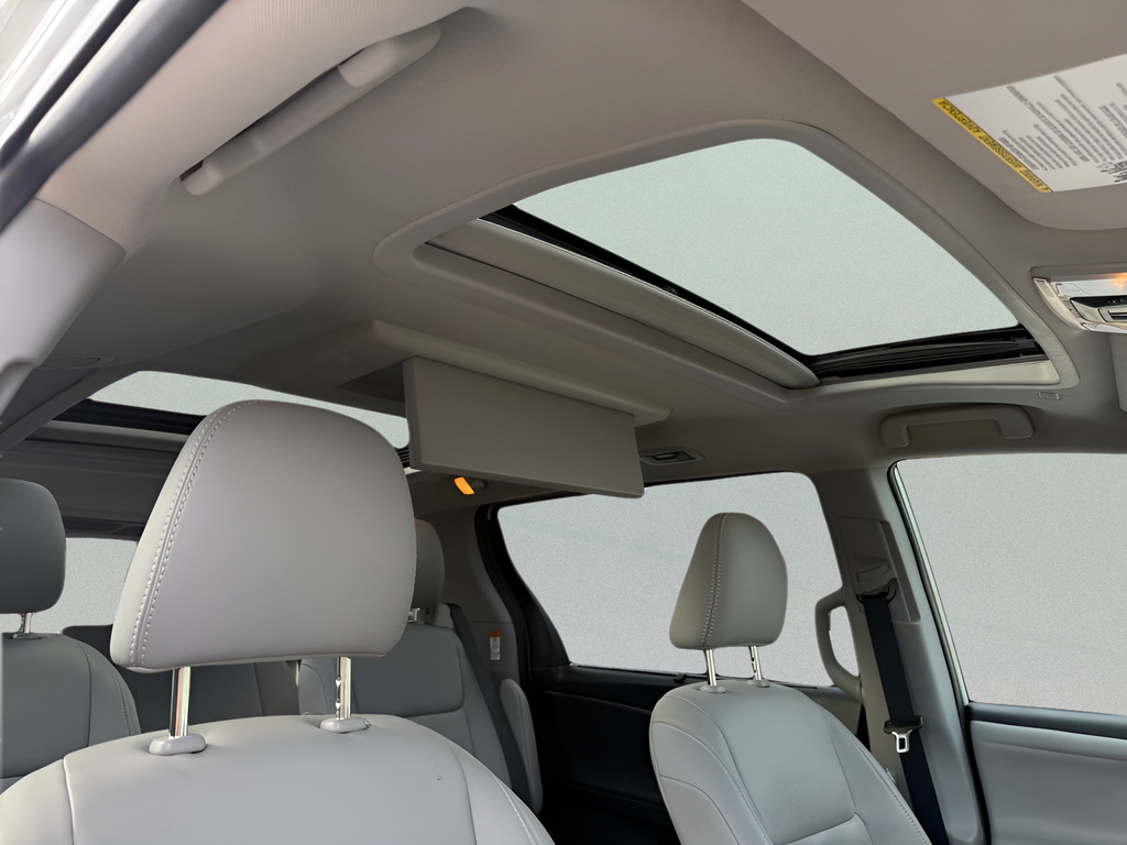 2020 Toyota Sienna Limited Premium