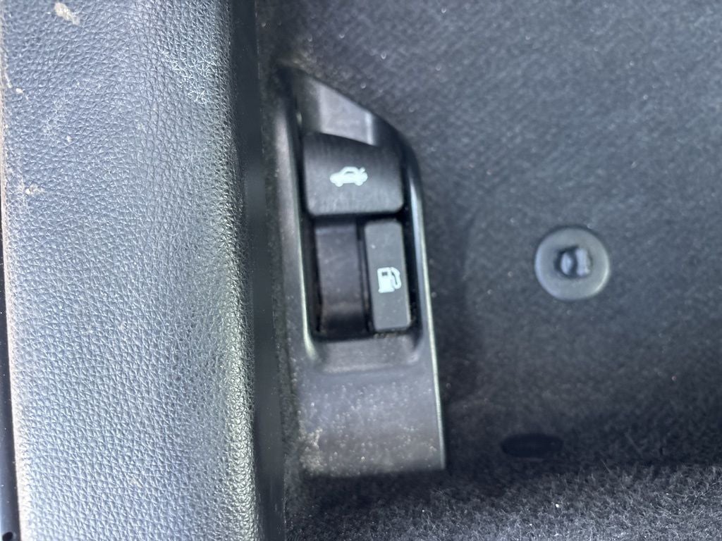 2025 Toyota Corolla LE CPO