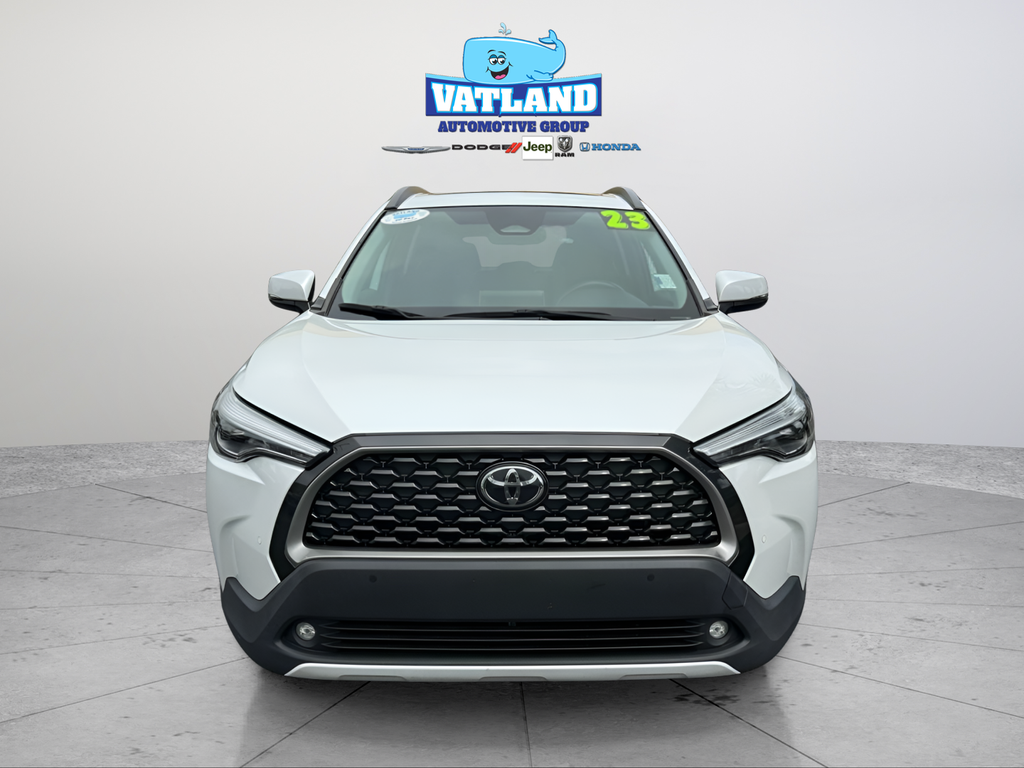 2023 Toyota Corolla Cross XLE