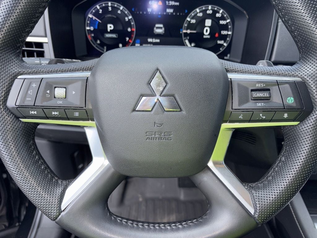 2023 Mitsubishi Outlander SEL