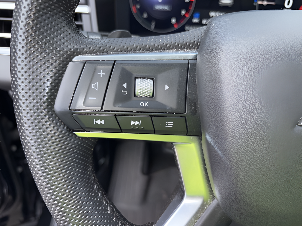 2023 Mitsubishi Outlander SEL