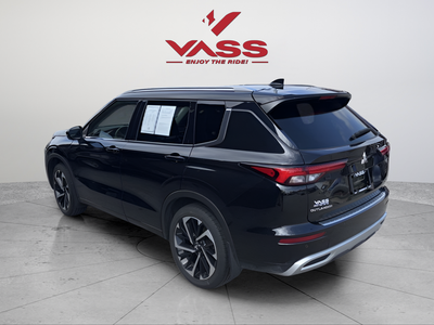 2023 Mitsubishi Outlander SEL