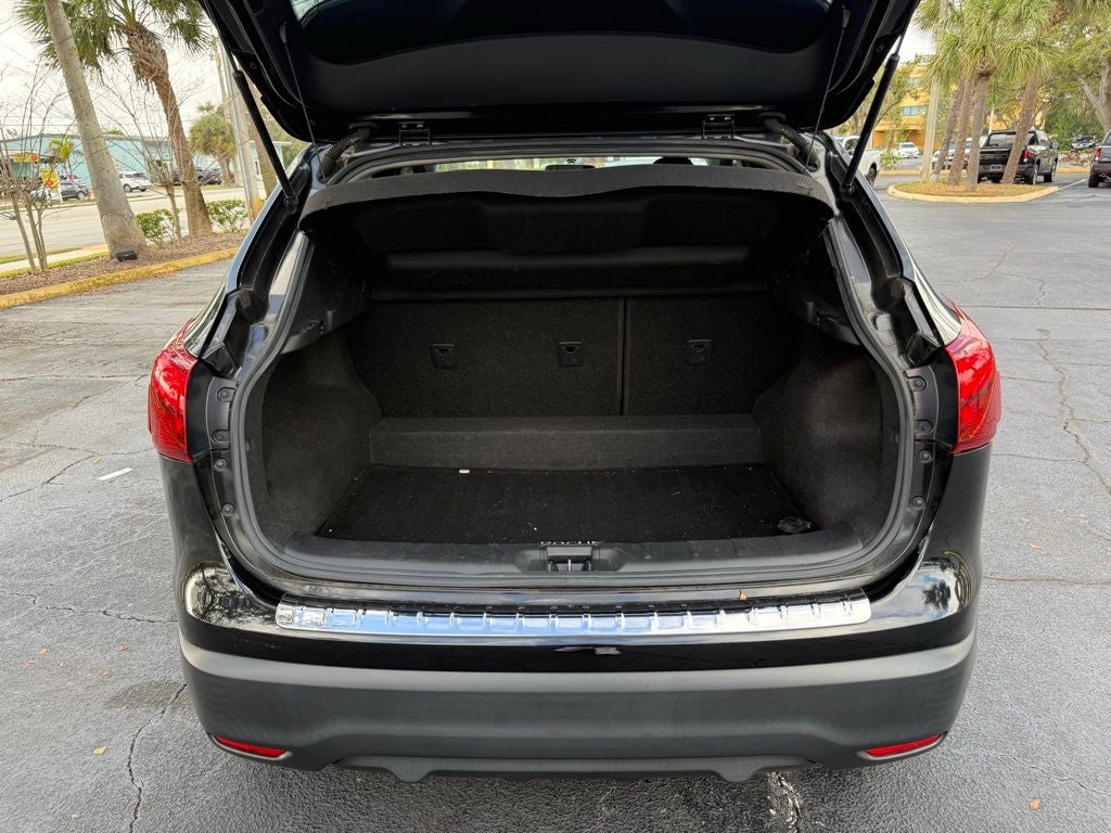 2017 Nissan Rogue Sport S