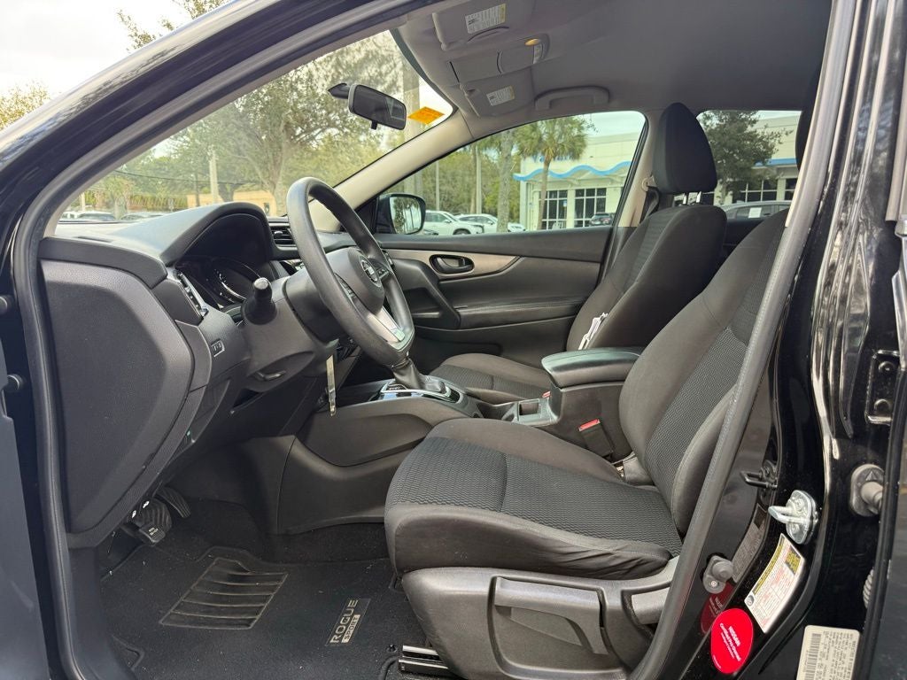 2017 Nissan Rogue Sport S