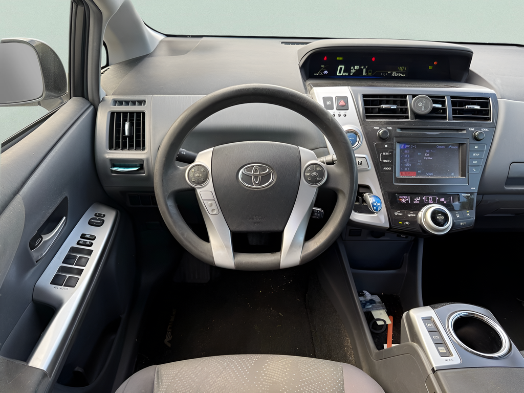 2013 Toyota Prius v Base