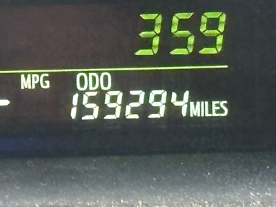 2013 Toyota Prius v Base