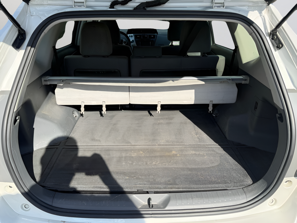 2013 Toyota Prius v Five