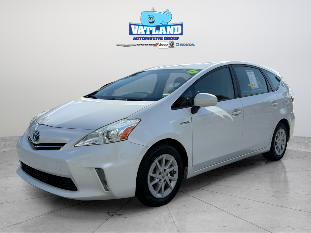 2013 Toyota Prius v Five