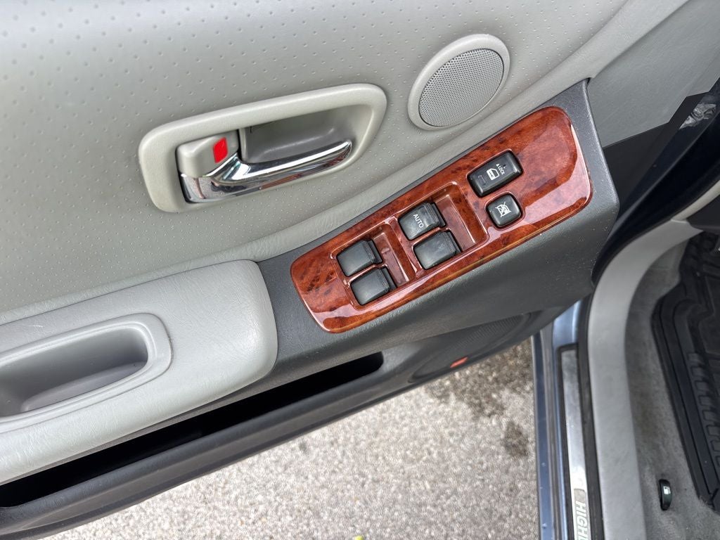 2005 Toyota Highlander V6